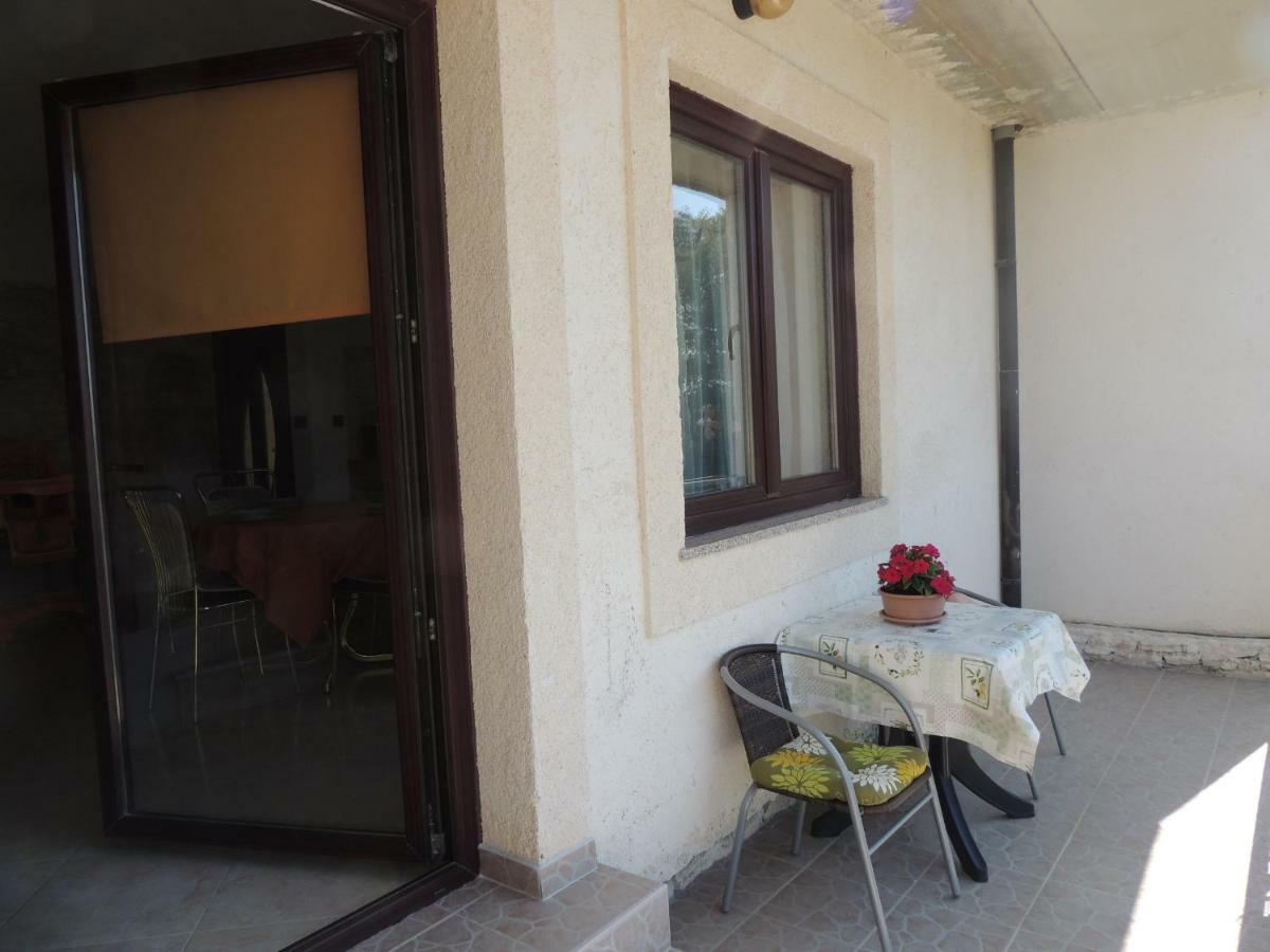 Apartman Sole Bale Exterior photo