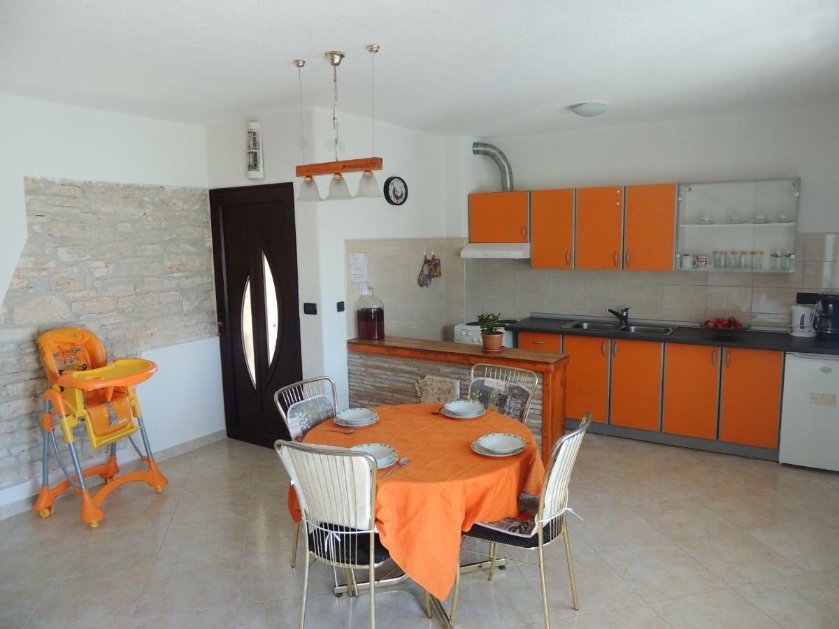 Apartman Sole Bale Exterior photo