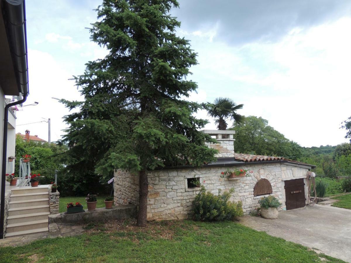 Apartman Sole Bale Exterior photo